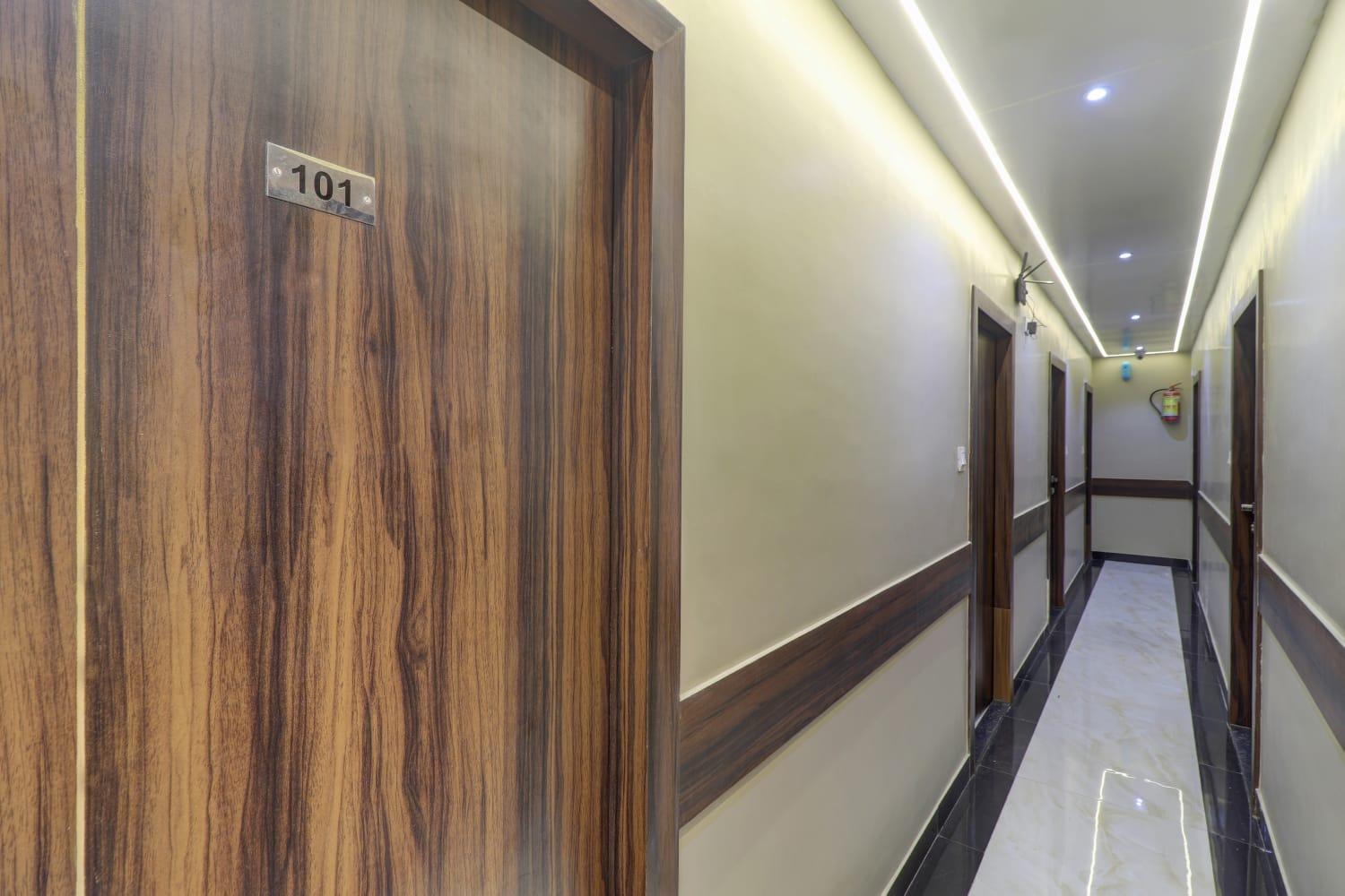 Hotel New Blue Sapphire Residency Bombay Exterior foto