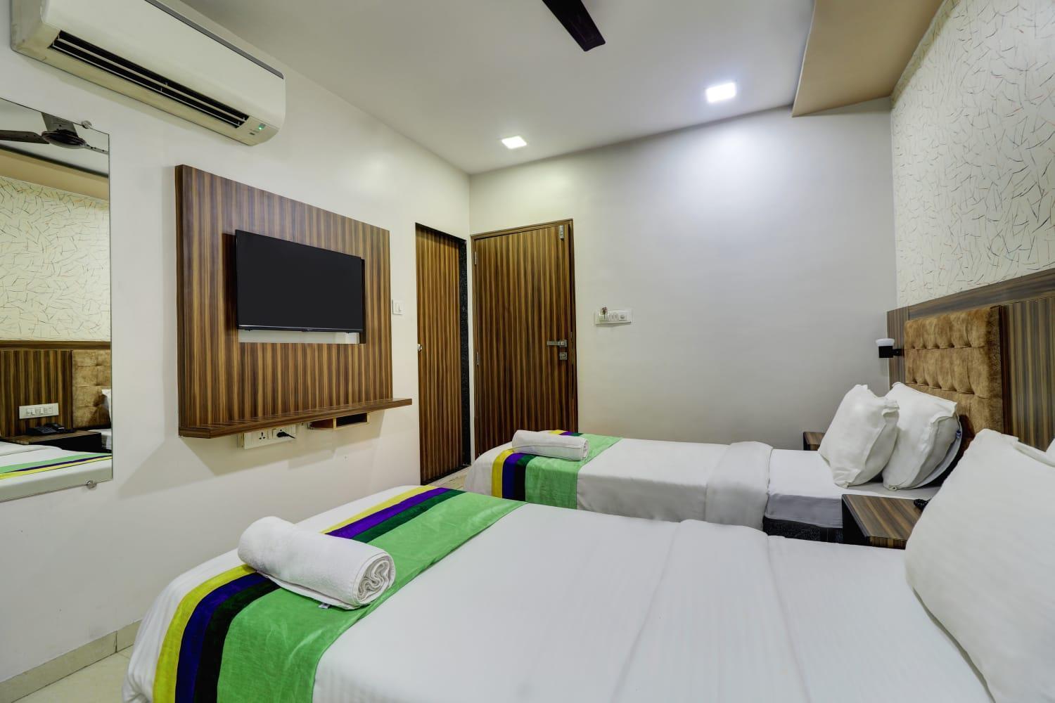 Hotel New Blue Sapphire Residency Bombay Exterior foto